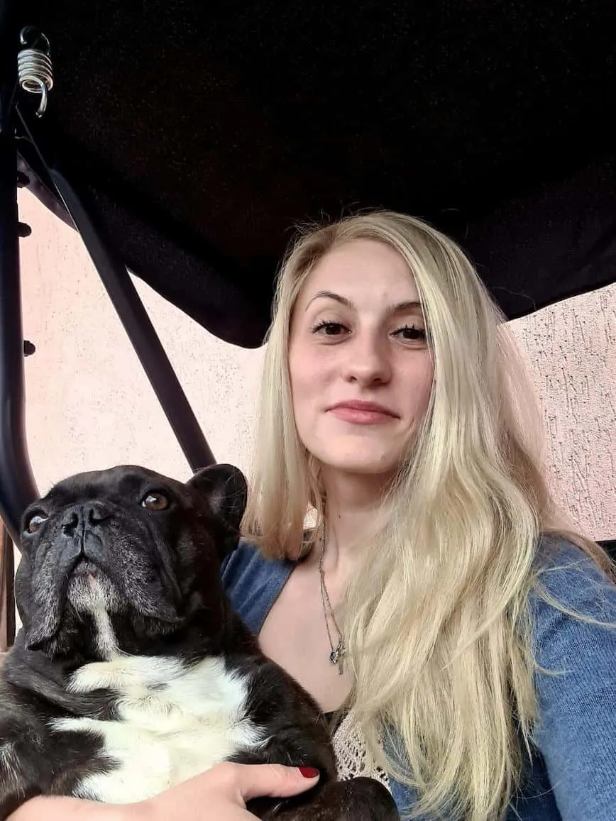 Raluca - Fondatoarea Agent Bugsy Spa